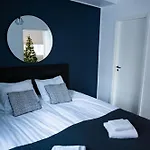 Daire - King Size Bed - Wifi - Private Sauna