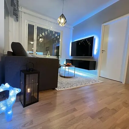 - King Size Bed - Wifi - Private Sauna