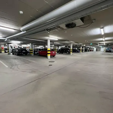 - King Size Bed - Wifi - Private Sauna