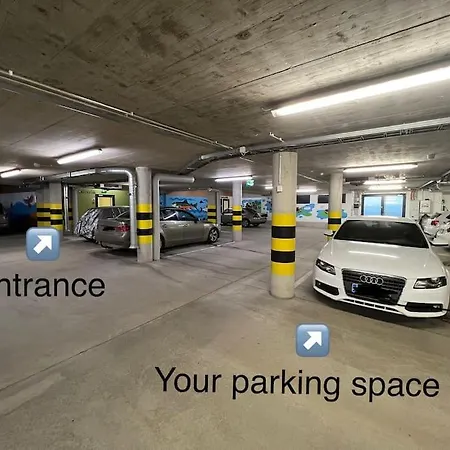 - King Size Bed - Gym&wifi - Indoor Parking Huoneisto Rovaniemi