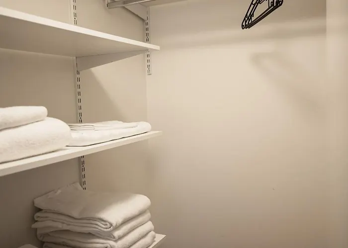 Apartamento - King Size Bed - Wifi - Private Sauna